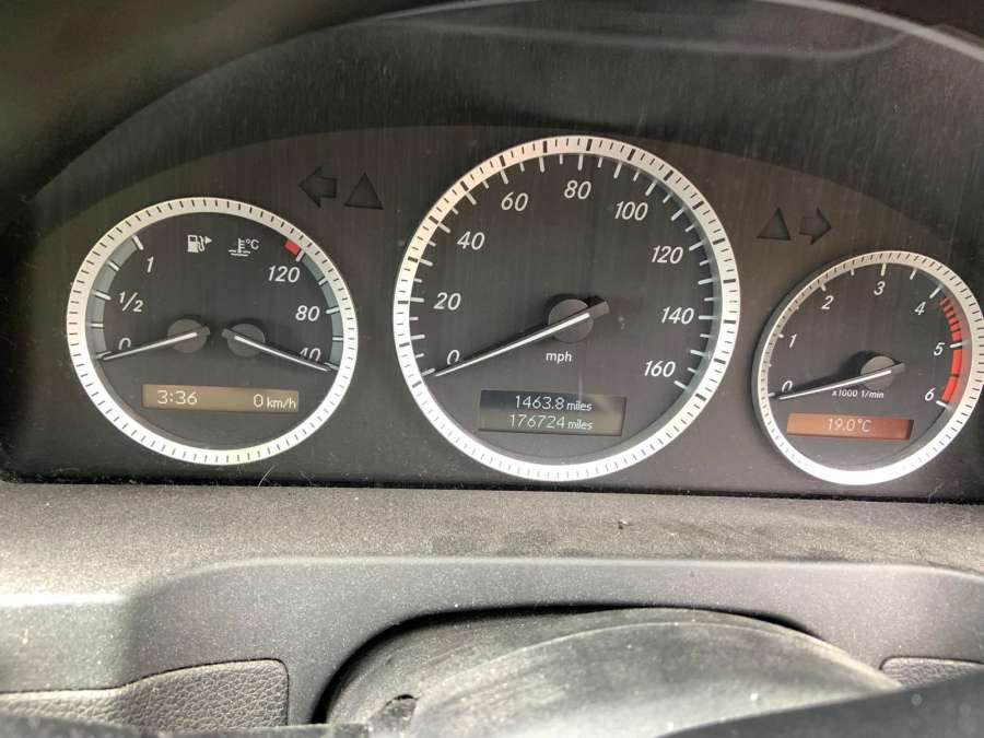 Насос вакуумный  MERCEDES BENZ C-CLASS W204 2007г. | Фото № 2   Насос вакуумный  MERCEDES BENZ C-CLASS W204 2007г. - Фото 2