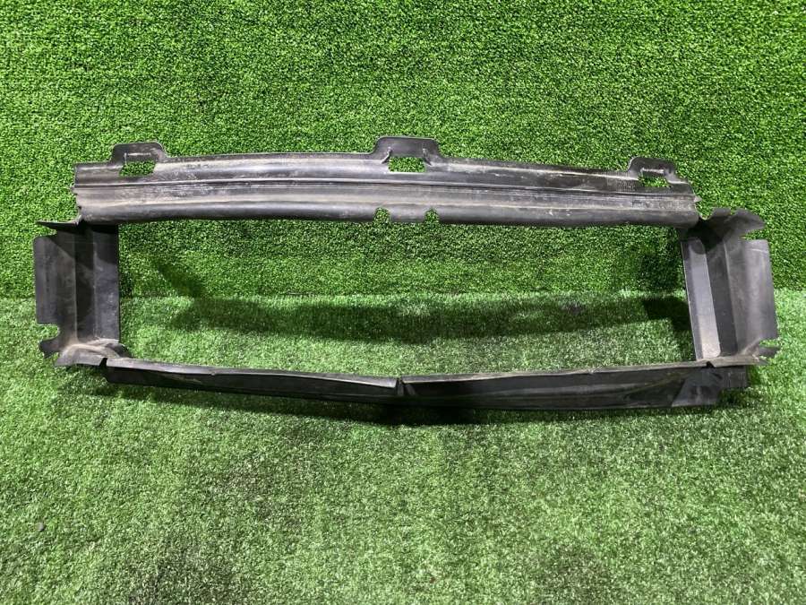 Дефлектор радиатора Honda Civic 10 2021г. | Фото № 1 Дефлектор радиатора Honda Civic 10 2021г. - Фото 1