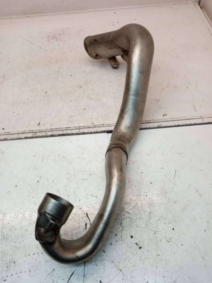 Патрубок (трубопровод, шланг) Peugeot Partner 2000г. | Фото № 4 Патрубок (трубопровод, шланг) Peugeot Partner 2000г. - Фото 4