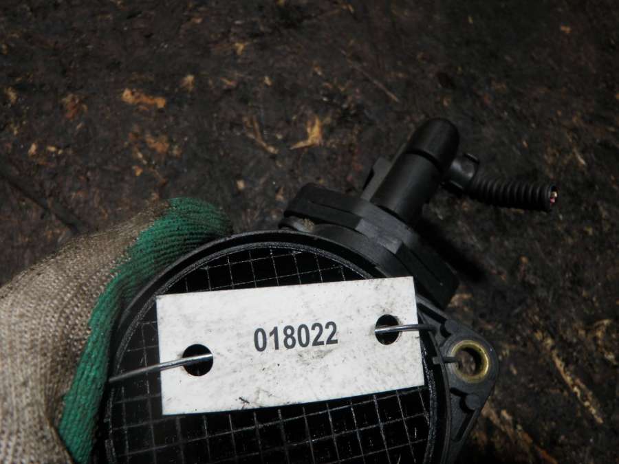 280217121 Расходомер воздуха  Audi A3 0000г. | Фото № 4  280217121 Расходомер воздуха  Audi A3 0000г. - Фото 4