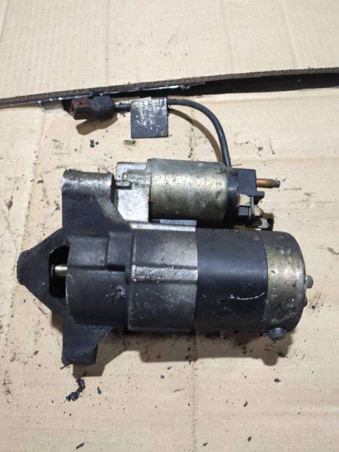 M000T82081 Стартер Citroen Xsara Picasso 2001г. | Фото № 4 M000T82081 Стартер Citroen Xsara Picasso 2001г. - Фото 4