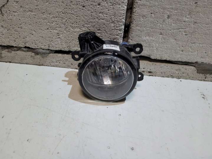 89208441 Фара противотуманная правая Renault Grand Scenic 4 поколение (2016-2024) 2016г. | Фото № 1 89208441 Фара противотуманная правая Renault Grand Scenic 4 поколение (2016-2024) 2016г. - Фото 1