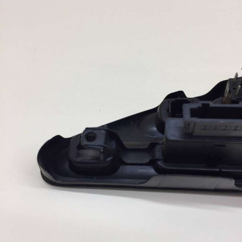 21235325124 21233803010 Накладка декоративная Chevrolet Niva 2002г. | Фото № 13 21235325124 21233803010 Накладка декоративная Chevrolet Niva 2002г. - Фото 13