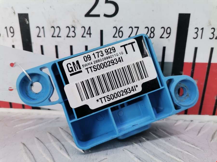 09173929 Датчик удара Opel Omega B (1994-2004) Седан 1999г. | Фото № 1 09173929 Датчик удара Opel Omega B (1994-2004) Седан 1999г. - Фото 1