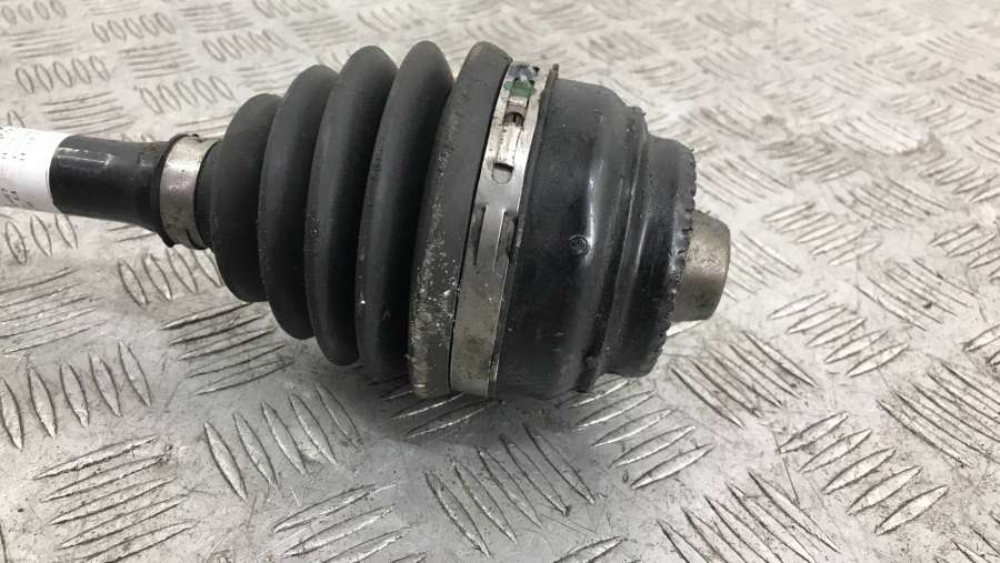 3.1607606027761E+17 Полуось передняя левая  BMW 7 седан 2012г. | Фото № 3  3.1607606027761E+17 Полуось передняя левая  BMW 7 седан 2012г. - Фото 3