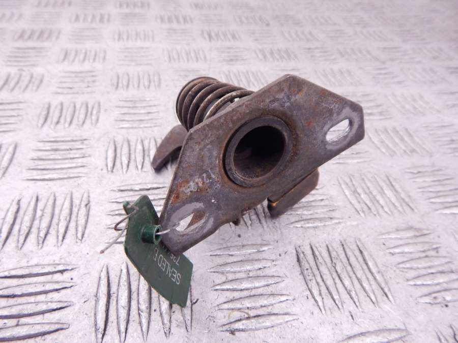 51 23 7 073 916 7073916 Крюк капота BMW 3-series (E90/91/92) 2005г. | Фото № 3 51 23 7 073 916 7073916 Крюк капота BMW 3-series (E90/91/92) 2005г. - Фото 3