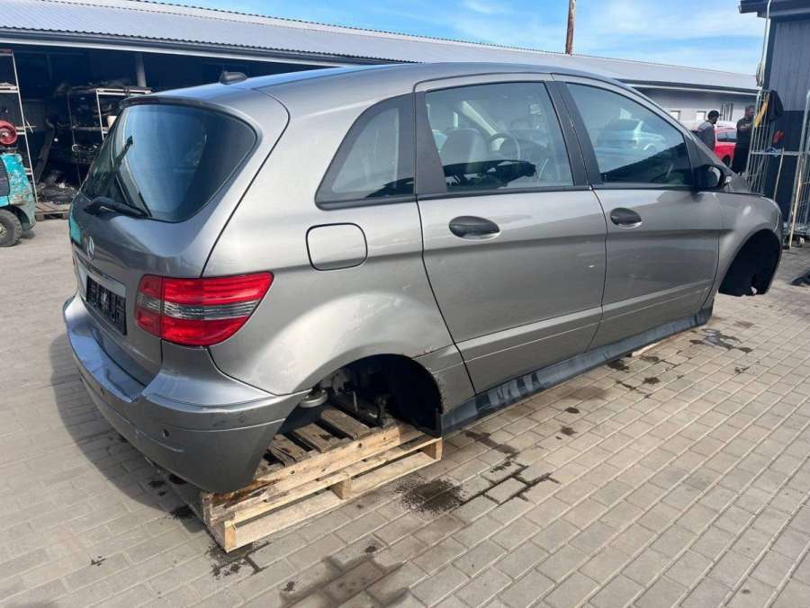 A1696903125 Обшивка стойки передней левой  Mercedes B W245 2005г. | Фото № 10  A1696903125 Обшивка стойки передней левой  Mercedes B W245 2005г. - Фото 10