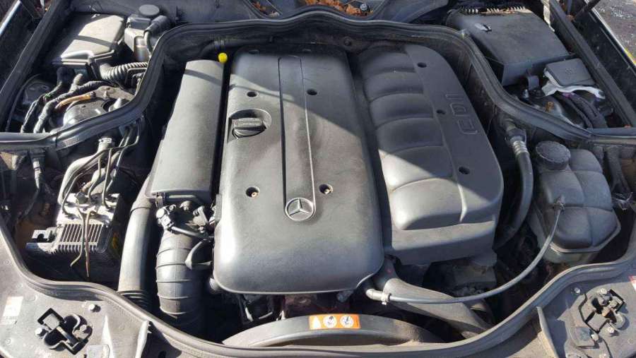 Лючок бензобака Mercedes E-Class (W211) (2002-2009) Универсал 2004г. | Фото № 6 Лючок бензобака Mercedes E-Class (W211) (2002-2009) Универсал 2004г. - Фото 6