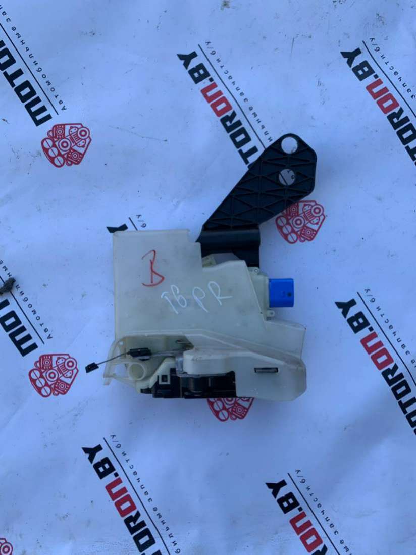 Замок двери передней правой Volkswagen Caravelle T6 2018г. | Фото № 1 Замок двери передней правой Volkswagen Caravelle T6 2018г. - Фото 1