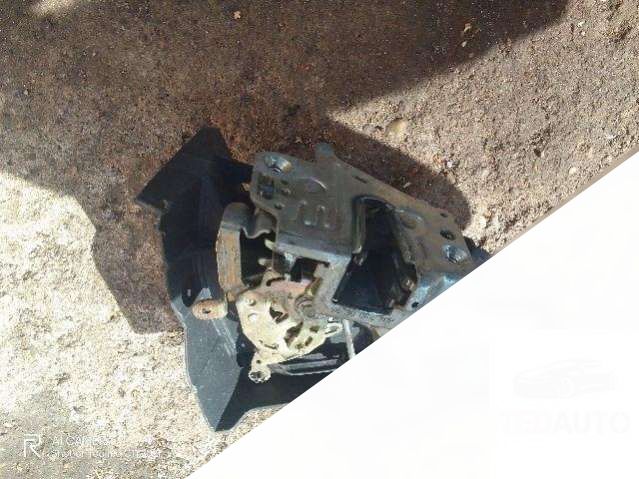 Замок двери задней правой Mercedes C W202 Седан 1996г. | Фото № 2 Замок двери задней правой Mercedes C W202 Седан 1996г. - Фото 2