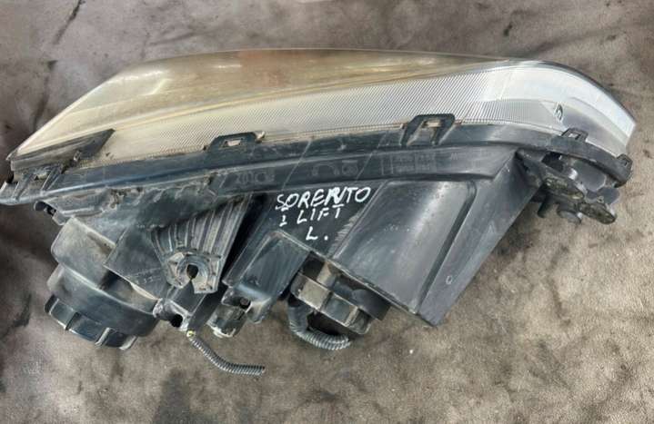 921013E5XX Фара левая Kia Sorento 1 поколение (2002-2006) 2002г. | Фото № 7 921013E5XX Фара левая Kia Sorento 1 поколение (2002-2006) 2002г. - Фото 7