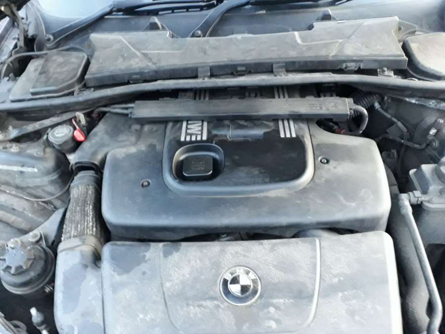 Крышка багажника (дверь багажника) BMW 3-Series (E90/E91/E92/E93) (2004-2013) Седан 2007г. | Фото № 12 Крышка багажника (дверь багажника) BMW 3-Series (E90/E91/E92/E93) (2004-2013) Седан 2007г. - Фото 12