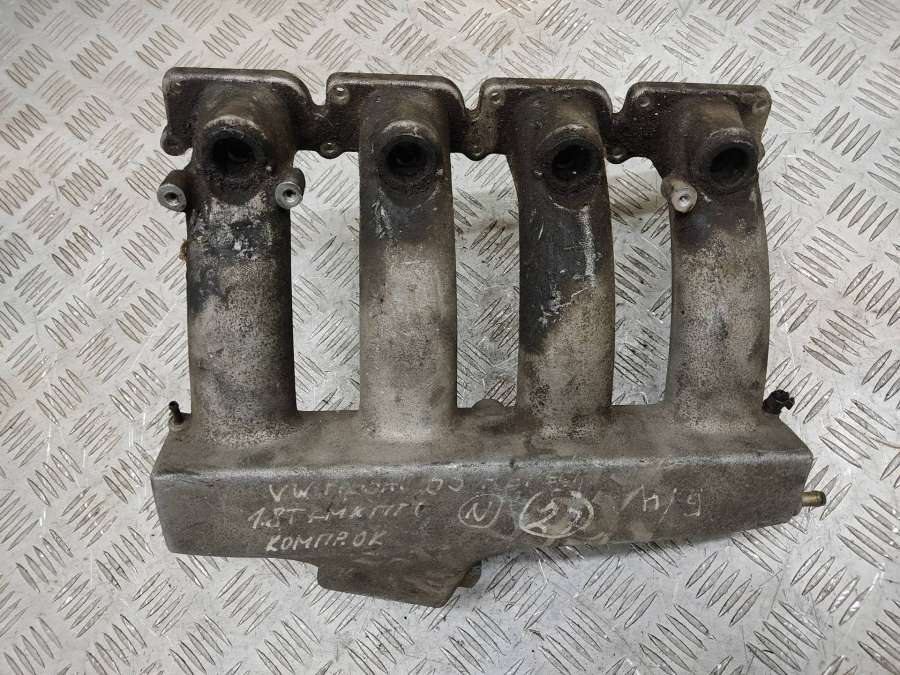 06B133223D Впускной коллектор Volkswagen Passat B5 1999г. | Фото № 1 06B133223D Впускной коллектор Volkswagen Passat B5 1999г. - Фото 1