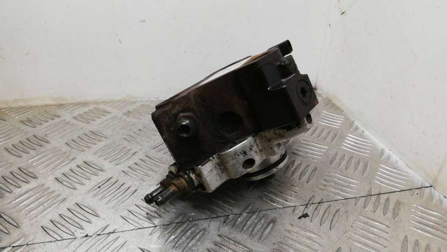 A6480700001 ТНВД  Mercedes-Benz E седан 2003г. | Фото № 6  A6480700001 ТНВД  Mercedes-Benz E седан 2003г. - Фото 6