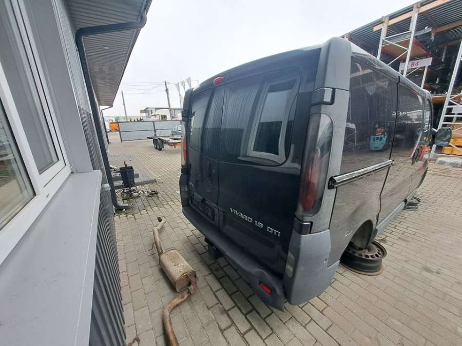 91168603 Крепление аккумулятора Opel Vivaro A 2002г. | Фото № 10 91168603 Крепление аккумулятора Opel Vivaro A 2002г. - Фото 10