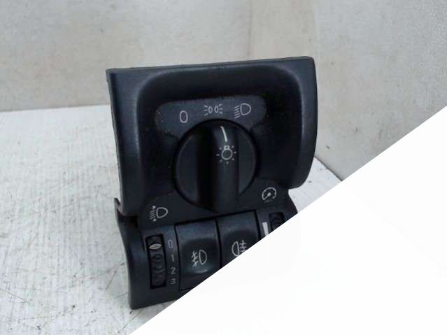 Переключатель света Opel Vectra B (1995 - 2002) Седан 1996г. | Фото № 1 Переключатель света Opel Vectra B (1995 - 2002) Седан 1996г. - Фото 1