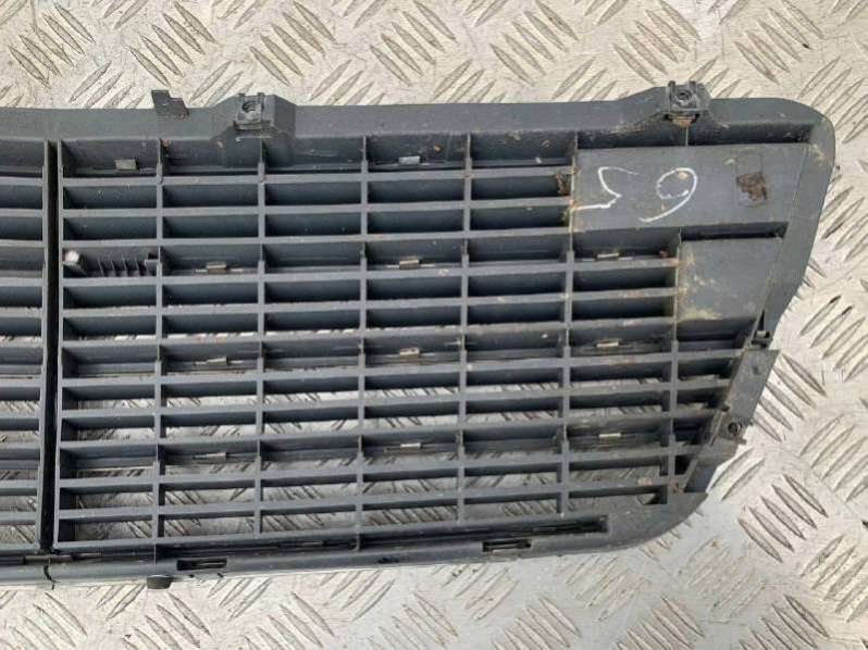 2108800583 Решетка радиатора Mercedes Benz W210 E-Klasse 1997г. | Фото № 5 2108800583 Решетка радиатора Mercedes Benz W210 E-Klasse 1997г. - Фото 5