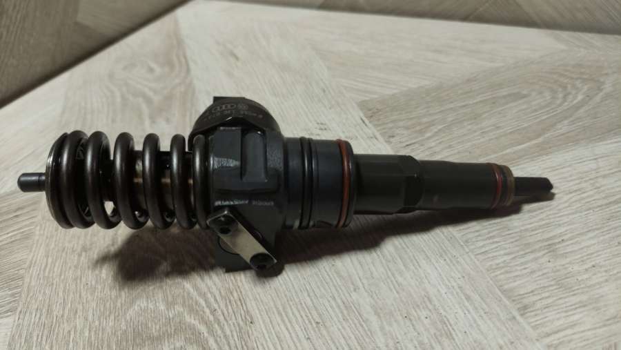 038130073q Поршень Chrysler Voyager 3 1999г. | Фото № 4 038130073q Поршень Chrysler Voyager 3 1999г. - Фото 4