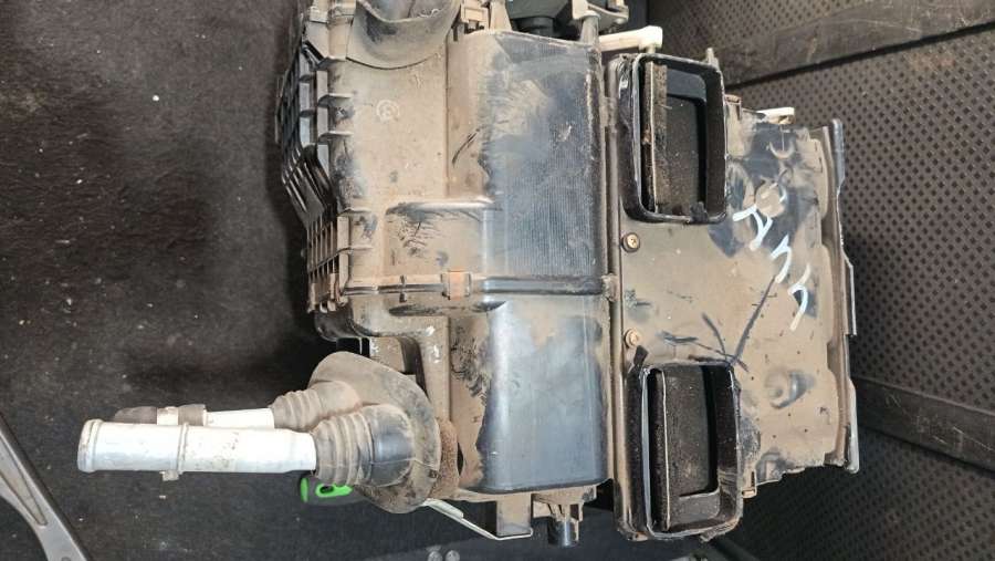 Корпус печки Audi A6 C5 (S6,RS6) 1998г. | Фото № 11 Корпус печки Audi A6 C5 (S6,RS6) 1998г. - Фото 11