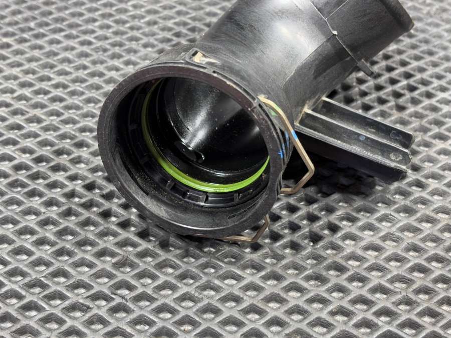 LX6Z9C623-A Патрубок воздушного фильтра Ford Bronco Sport 2021г. | Фото № 6 LX6Z9C623-A Патрубок воздушного фильтра Ford Bronco Sport 2021г. - Фото 6