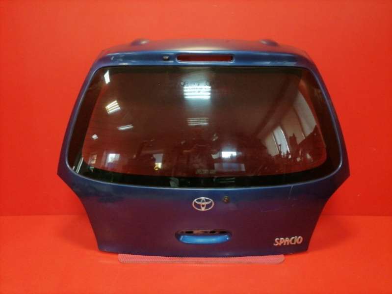 670051F500 Дверь багажника  Toyota Corolla Spacio AE111N 1998г. | Фото № 1  670051F500 Дверь багажника  Toyota Corolla Spacio AE111N 1998г. - Фото 1