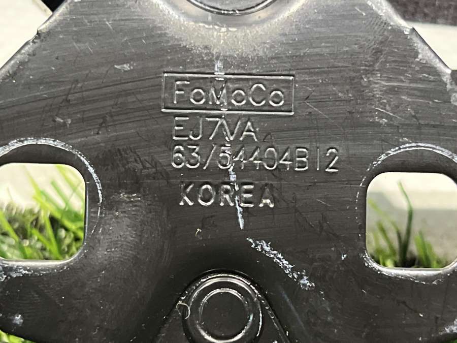 EJ7VA-54404B12 Замок багажника Ford Mustang 2019г. | Фото № 6 EJ7VA-54404B12 Замок багажника Ford Mustang 2019г. - Фото 6