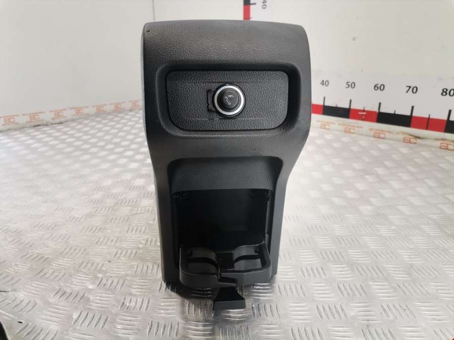 7N2863243 Подлокотник Volkswagen Sharan 2 (2010-2021) Минивэн 2011г. | Фото № 8 7N2863243 Подлокотник Volkswagen Sharan 2 (2010-2021) Минивэн 2011г. - Фото 8