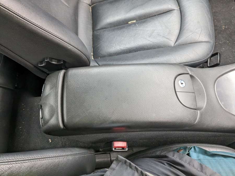 Ступица (кулак цапфа) передняя правая Mercedes CLK-Class (W209) (2002-2010) Купе 2004г. | Фото № 11 Ступица (кулак цапфа) передняя правая Mercedes CLK-Class (W209) (2002-2010) Купе 2004г. - Фото 11