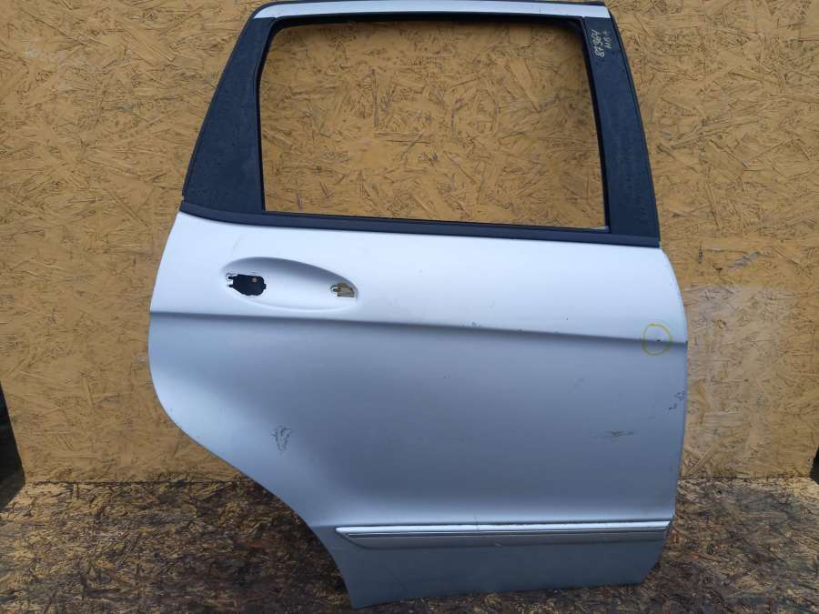 Дверь задняя правая Mercedes A W169 2 поколение (2004-2008) хэтчбек 2008г. | Фото № 1 Дверь задняя правая Mercedes A W169 2 поколение (2004-2008) хэтчбек 2008г. - Фото 1