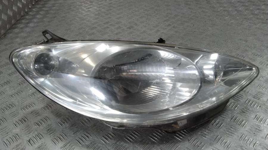 89900054 Фара правая Peugeot 1007 2007г. | Фото № 1 89900054 Фара правая Peugeot 1007 2007г. - Фото 1