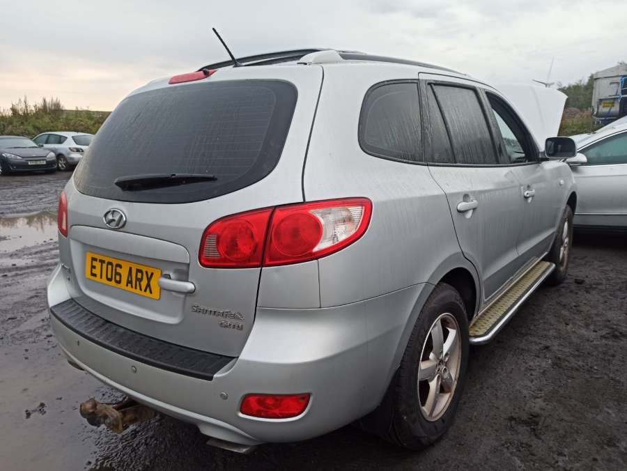 695102B000 Лючок бензобака Hyundai Santa Fe 2 (CM) (2005-2012) Внедорожник 5дв. 2006г. | Фото № 8 695102B000 Лючок бензобака Hyundai Santa Fe 2 (CM) (2005-2012) Внедорожник 5дв. 2006г. - Фото 8