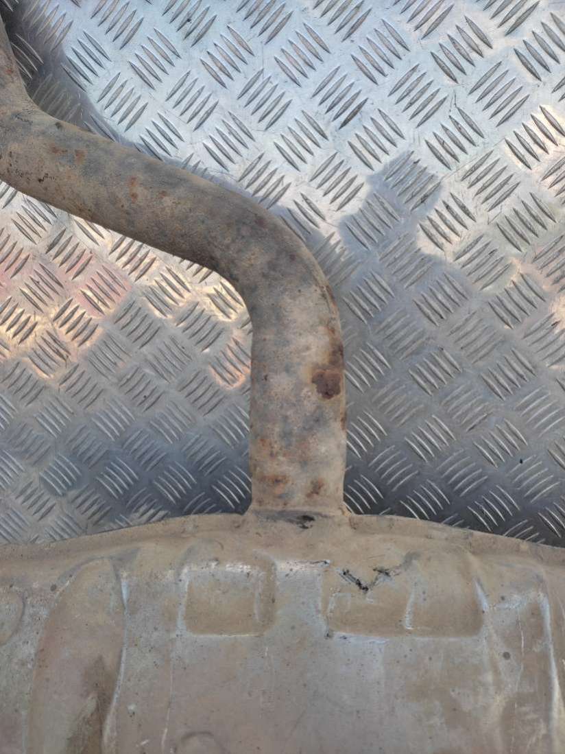 Банка глушителя задняя  Volkswagen Touran 1 2007г. | Фото № 5   Банка глушителя задняя  Volkswagen Touran 1 2007г. - Фото 5