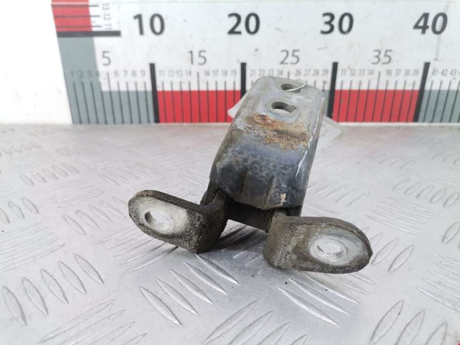 Петля двери передней правой Toyota Carina (T210) (1996-2001) 2000г. | Фото № 3 Петля двери передней правой Toyota Carina (T210) (1996-2001) 2000г. - Фото 3
