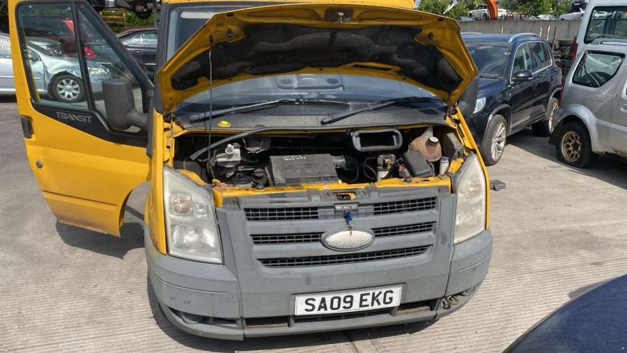 Корпус масляного фильтра дизельный  FORD TRANSIT 7 2006г. | Фото № 1   Корпус масляного фильтра дизельный  FORD TRANSIT 7 2006г. - Фото 1
