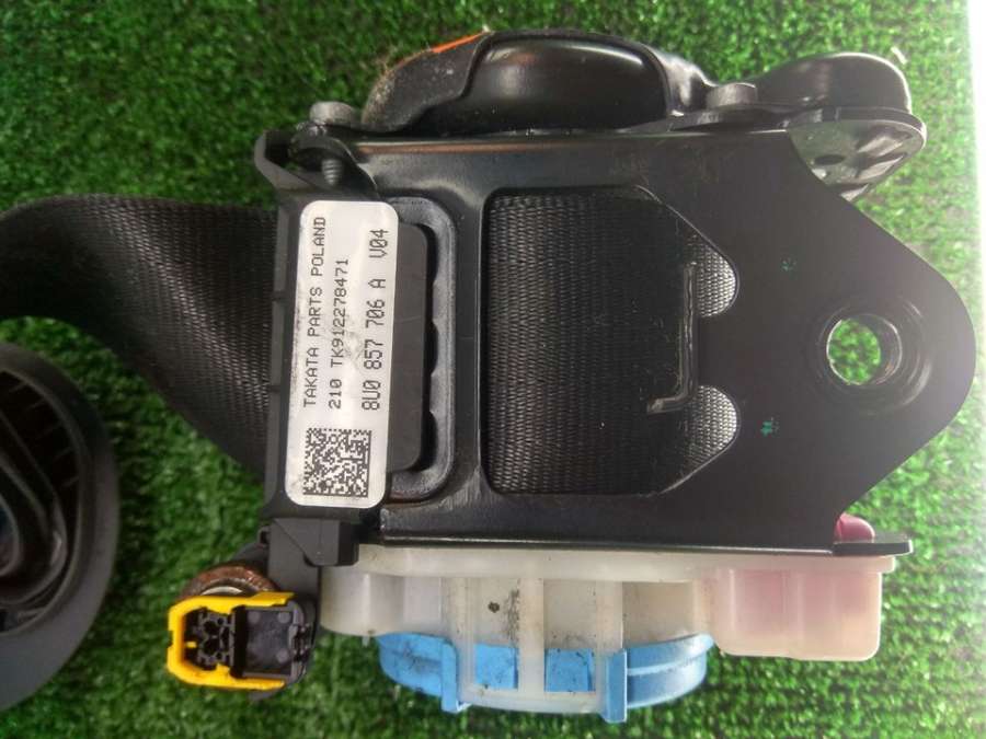 8U0857706A  Ремень безопасности передний R   Audi Q3 8U 2005г. | Фото № 2  8U0857706A  Ремень безопасности передний R   Audi Q3 8U 2005г. - Фото 2