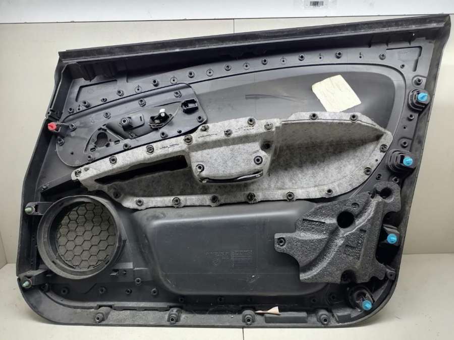 Обшивка двери передняя левая  Fiat Punto 3 хетчбэк 5 дв. 2007г. | Фото № 2   Обшивка двери передняя левая  Fiat Punto 3 хетчбэк 5 дв. 2007г. - Фото 2