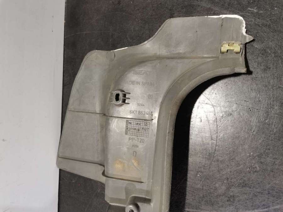 Обшивка стойки передней правой (накладка) Volkswagen Caddy 2 1998г. | Фото № 3 Обшивка стойки передней правой (накладка) Volkswagen Caddy 2 1998г. - Фото 3