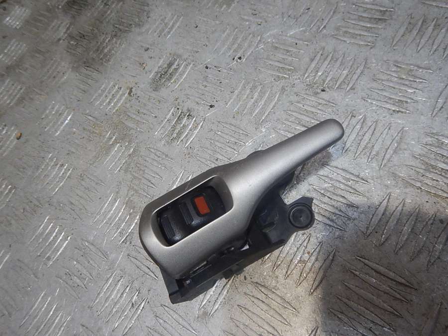 6920512220B4 Ручка двери внутренняя правая Toyota Auris 0000г. | Фото № 1 6920512220B4 Ручка двери внутренняя правая Toyota Auris 0000г. - Фото 1