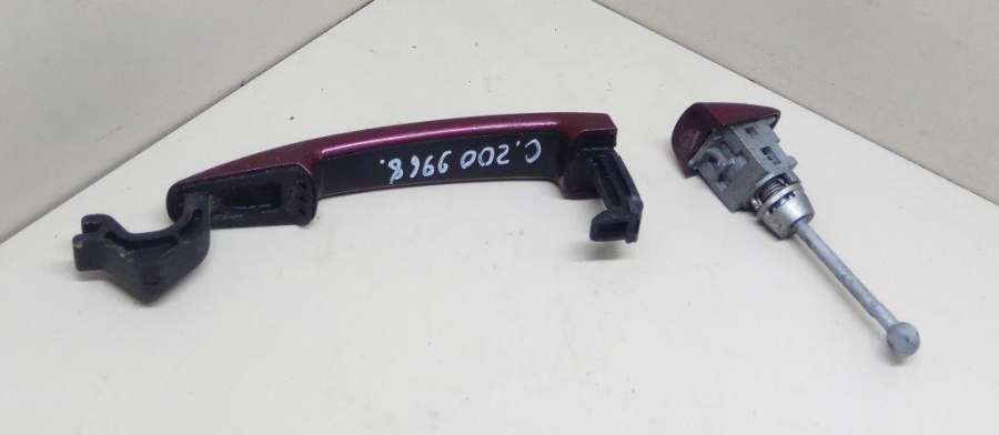 Ручка наружная  Citroen C4 Picasso  2008г. | Фото № 2   Ручка наружная  Citroen C4 Picasso  2008г. - Фото 2