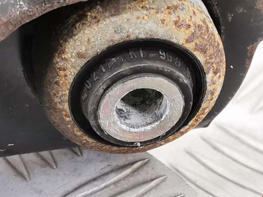 Рычаг передний правый Renault Megane 1 (1995-2003) Хетчбэк 5дв. 2001г. | Фото № 3 Рычаг передний правый Renault Megane 1 (1995-2003) Хетчбэк 5дв. 2001г. - Фото 3