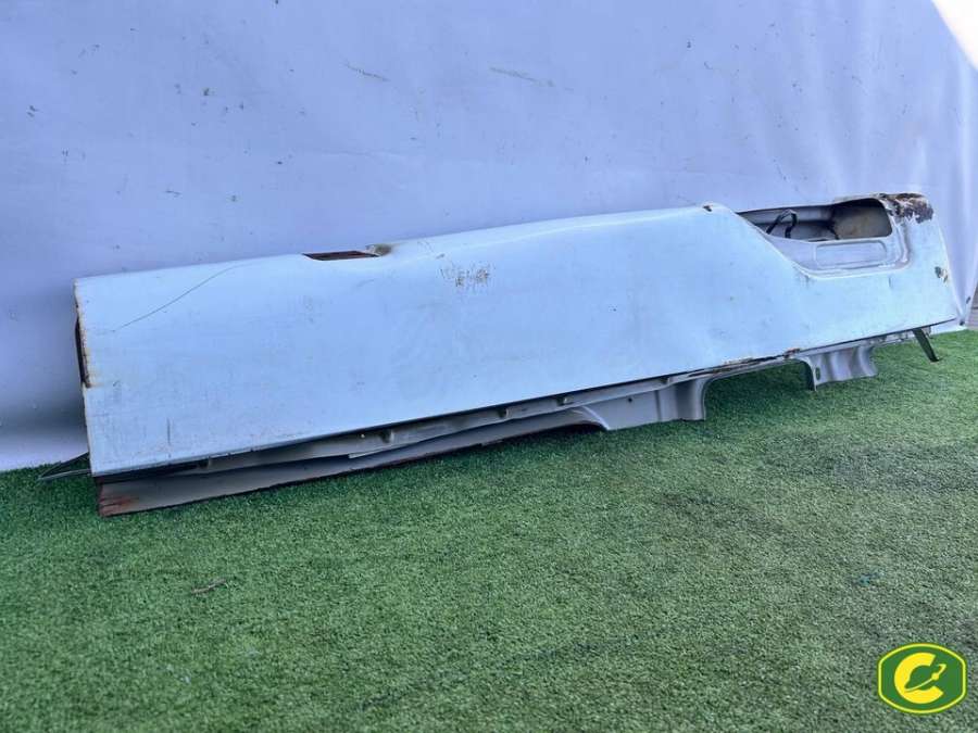 Четверть задняя левая Mercedes Sprinter 1995г. | Фото № 4 Четверть задняя левая Mercedes Sprinter 1995г. - Фото 4