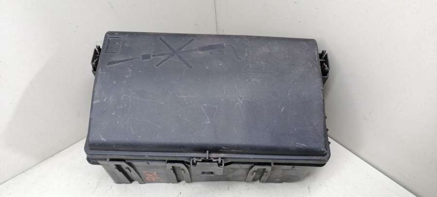 95942232-01812461952 Блок предохранителей  Chevrolet Cruze J300 седан 2014г. | Фото № 3  95942232-01812461952 Блок предохранителей  Chevrolet Cruze J300 седан 2014г. - Фото 3