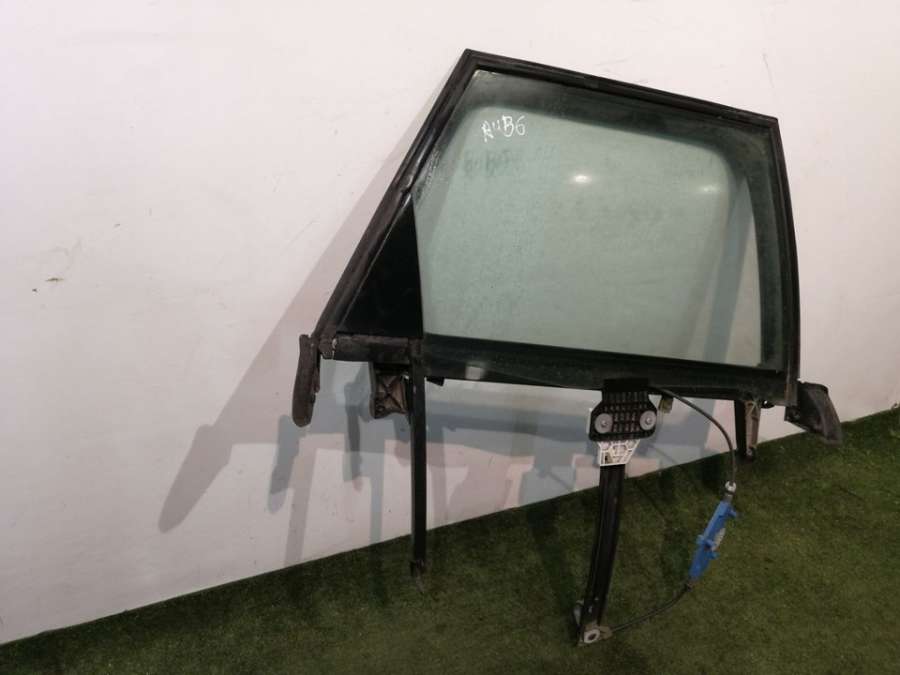 8E0839462B Стеклоподъемник механический двери задний правый Audi A4 B6 2000г. | Фото № 4 8E0839462B Стеклоподъемник механический двери задний правый Audi A4 B6 2000г. - Фото 4