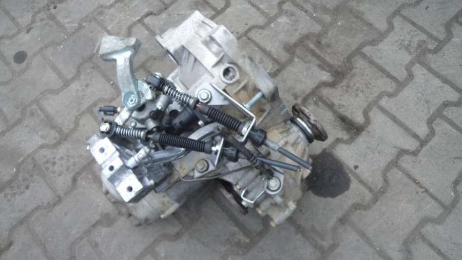 GXV КПП механическая (МКПП) Volkswagen Golf 5 поколение 2004г. | Фото № 5 GXV КПП механическая (МКПП) Volkswagen Golf 5 поколение 2004г. - Фото 5