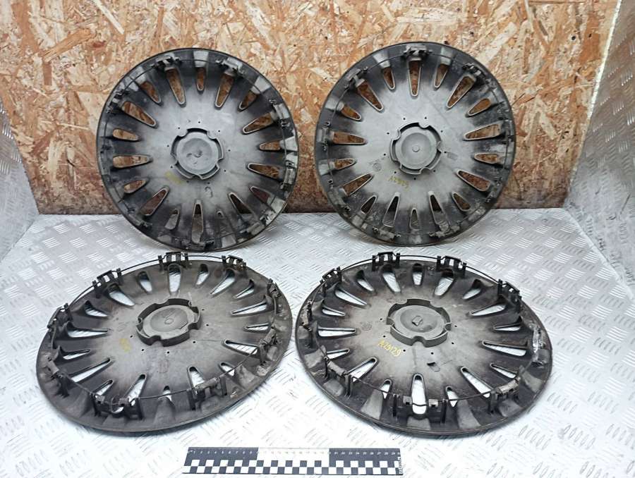 3C0601147B Колпак колесный  Volkswagen Passat B7 2013г. | Фото № 7  3C0601147B Колпак колесный  Volkswagen Passat B7 2013г. - Фото 7