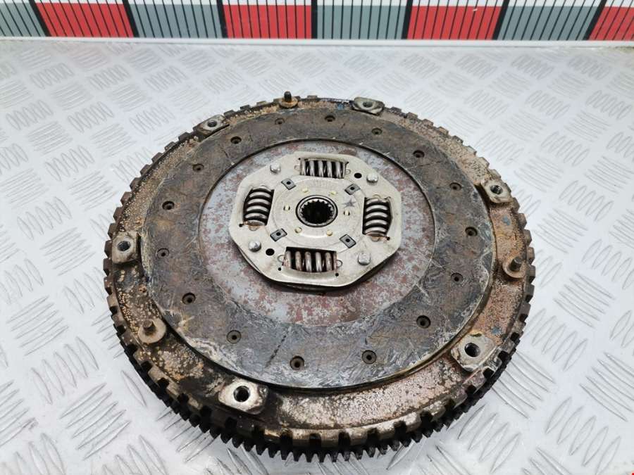 Маховик (демпфер сцепления) Citroen Xsara Picasso (1999-2012) Минивэн 2002г. | Фото № 3 Маховик (демпфер сцепления) Citroen Xsara Picasso (1999-2012) Минивэн 2002г. - Фото 3