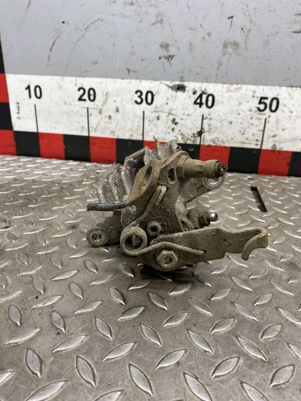 Суппорт задний правый Volkswagen Golf 2006г. | Фото № 2 Суппорт задний правый Volkswagen Golf 2006г. - Фото 2