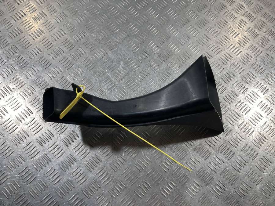 GX732D208AET2H15113 Воздуховод правый  Jaguar XE X760 2017г. | Фото № 3  GX732D208AET2H15113 Воздуховод правый  Jaguar XE X760 2017г. - Фото 3