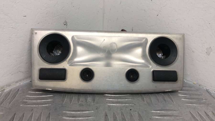 6962057 Фонарь салона (плафон) задний верхний  BMW 5 2008г. | Фото № 1  6962057 Фонарь салона (плафон) задний верхний  BMW 5 2008г. - Фото 1