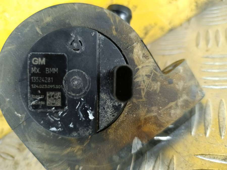 13524281 Насос антифриза дополнительный  Buick Regal 6 лифтбэк 2018г. | Фото № 3  13524281 Насос антифриза дополнительный  Buick Regal 6 лифтбэк 2018г. - Фото 3